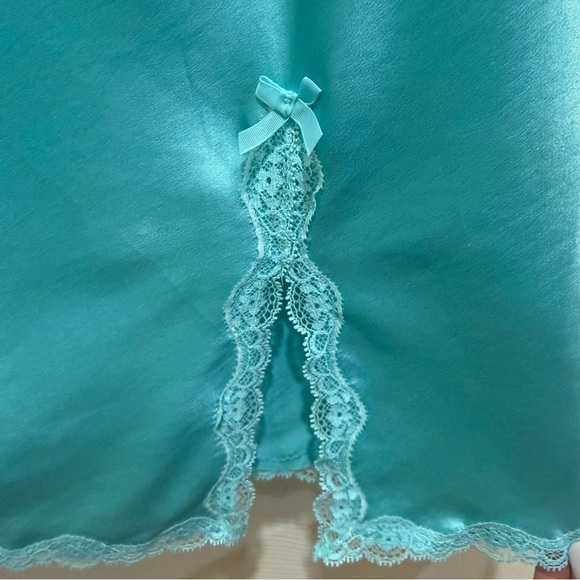 Victoria's Secret Light Blue Lace Chemise - Picture 3 of 6